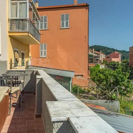 Rivierarent St Barth * Finale Ligure